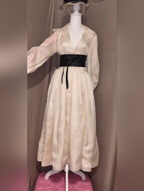 Bridal Or Evening Cream Long-Sleeve V-Neck Midi Dress